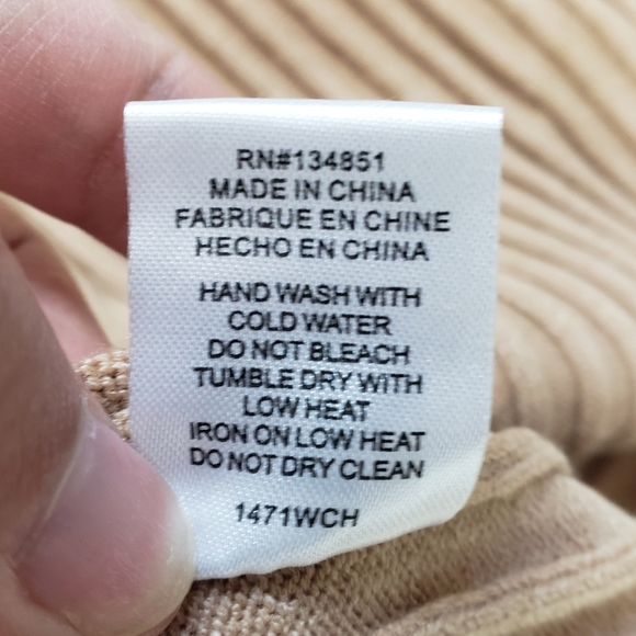 NEW Wayf BFF Hollie Long Sleeve Sweater Dress - Picture 8 of 8